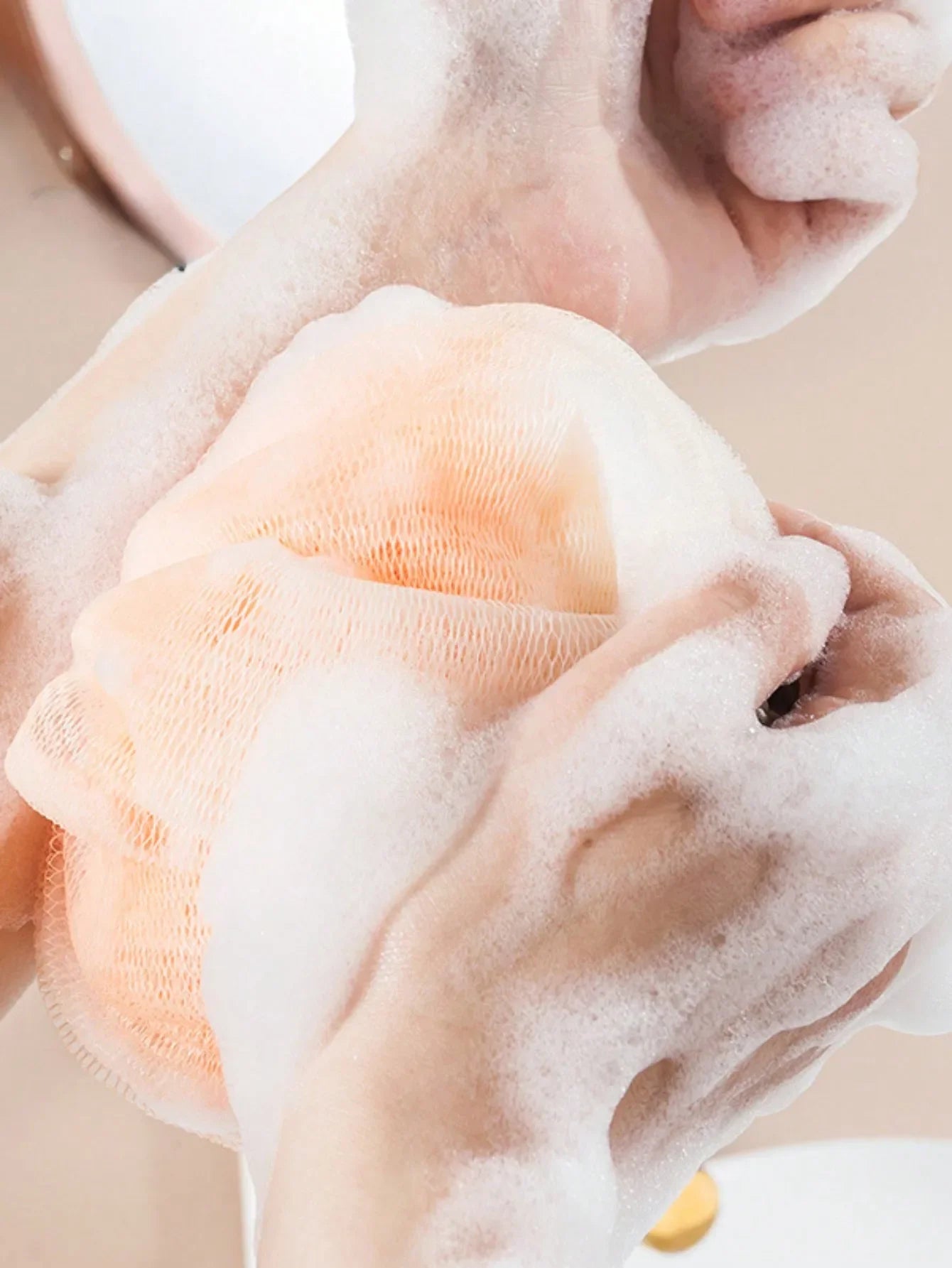 Burete de Duș Exfoliant din Plasă – Soft, Spumos, Curățare Delicată & Exfoliere Ușoară pentru Corp