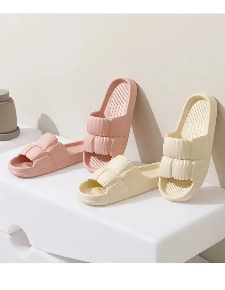 Papuci Confortabili Antiderapanți pentru Baie – Unisex, Talpă Moale, Ușori și Silențioși